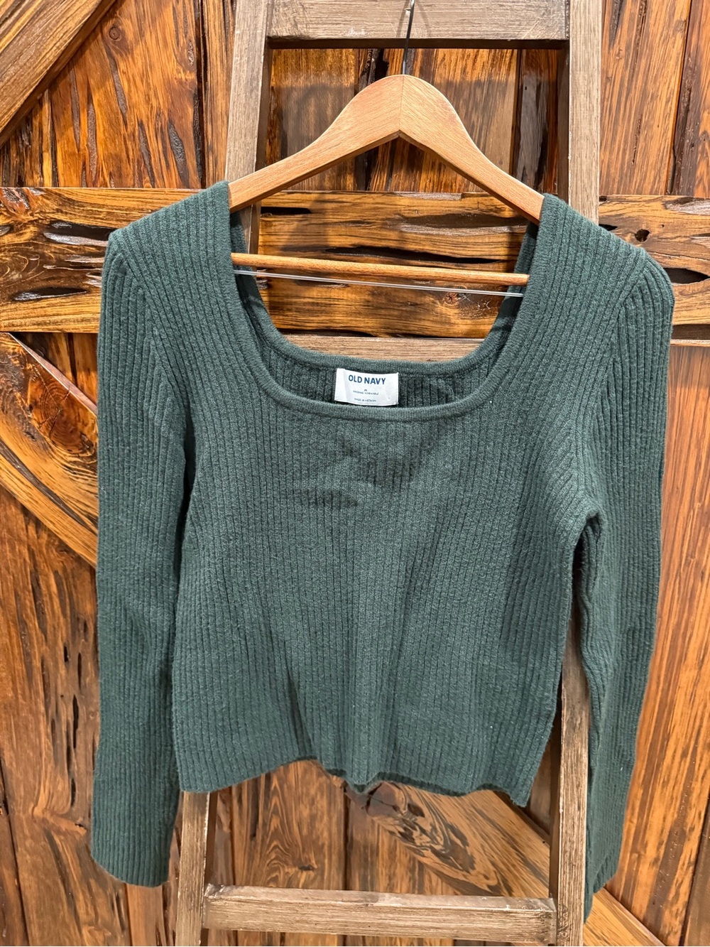 Old Navy Ribbed Scoop-Neck Sweater in Forest Green
